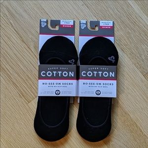 Pact Organic no see socks